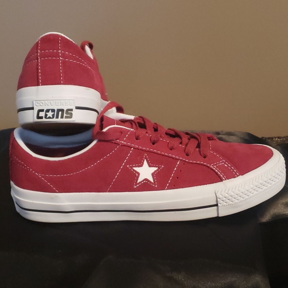 Shoes - Picture 3 of 4